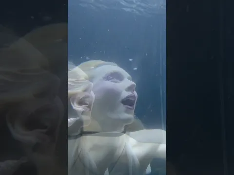 Going under underwater - lipsync Evanescence 💜
