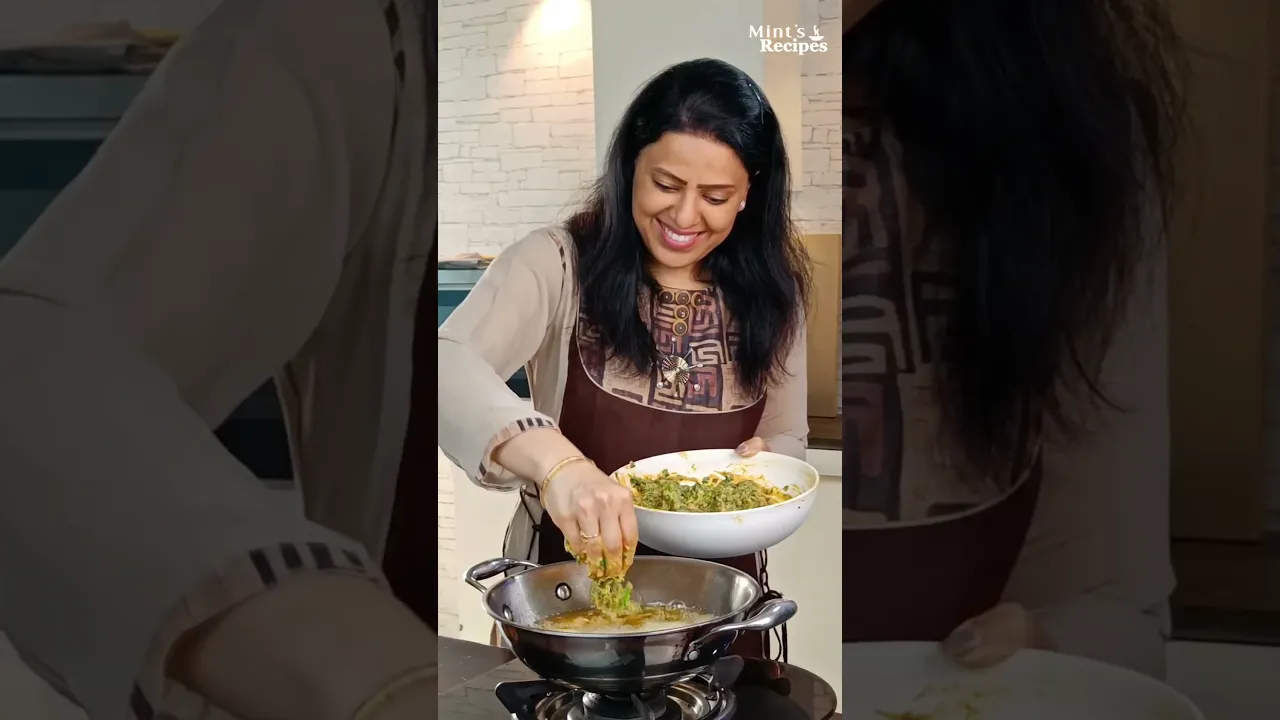 Palak Methi Broccoli Pakoda   #ytshorts #snacks #pakoda