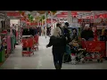Target reports strong earnings