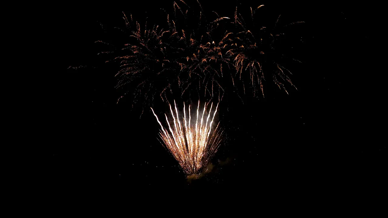 Feuerwerk zum 30-j&auml;hrigen Firmenjubil&auml;um der Fa. Windeck Containerdienst | 09.10.21 Nieder-Ramstadt