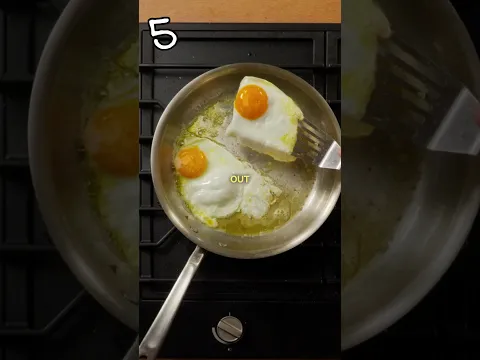 The perfect fried eggs requires you to decide how you like them cooked 🍳 ￼