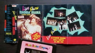 Download Noer Halimah - 11. Sebuah Nama ( Album Live Malaysia 1992 Original Musik Soneta ) MP3