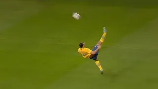 اجمل 25 مقصيه في تاريخ كره القدم أهداف خرافيه وجنون المعلقين 