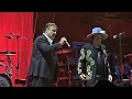 Download Lagu Zucchero singing with Russell Crowe - Just Breathe at Circo Massimo, Rome on June 24th 2025