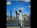Download Lagu statue of Liberty is walking alive AIgenratevideo #ai #aivideogenerator #aiviralvideos #millionviews