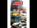 Download Lagu penjual ikan mempertunjukan keahlian memotong ikan