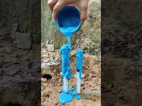 Survival Skills: Single Mom Shows How To Make Soap and Water in forest #bushcraft #camping #survival