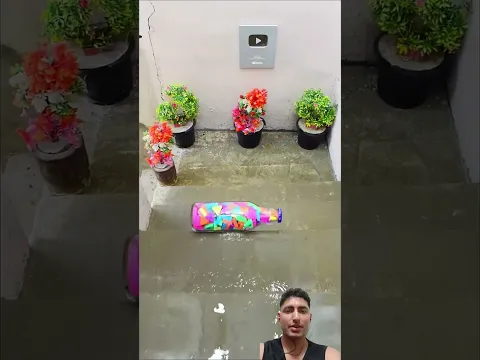 While breaking glass#viralshorts #amazing #satisfying #gadgests