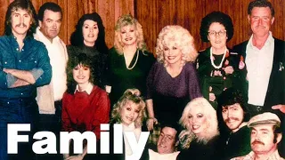 Dolly Parton Family Pictures Father Mother Brother Sister Husband Spouse Partner Kids