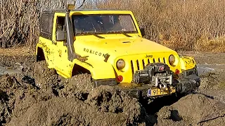 RC Cars vs Frozen Mud! 😱 Jeep Wrangler & Ford Raptor Extreme Off-Road