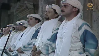 أداء أغنية خاتم حبيبي في مهرجان جرش تسعينات القرن الماضي فرقة الفحيص لإحياء التراث 