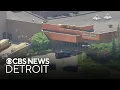 3 shot 2 dead at Fairlane Town Center in Dearborn Michigan