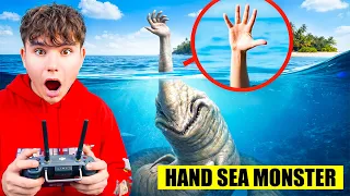 MON DRONE FILME HAND SEA MONSTER DANS LA VRAIE VIE !