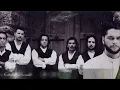 Haramiler - mavi duvar