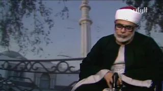 الشيخ محمود خليل الحصرى فيديو نادر من سورة النساء        تلفزيون قطر         دندنها