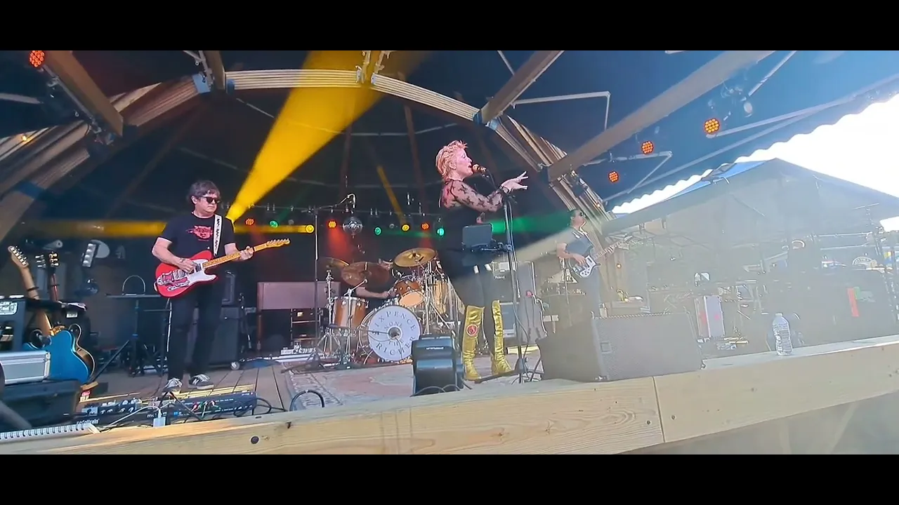 Sixpence None The Richer - Kiss Me - Live at Warner Vineyards - Paw Paw Michigan - 8/10/25 Sixpence None The Richer - Kiss Me - Live at Warner Vineyards - Paw Paw Michigan - 8/10/25