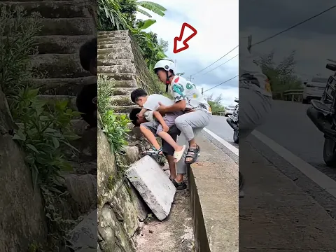 Cowok ini Nolongin Kakak Adik yang Kesusahan Naik dari Selokan!