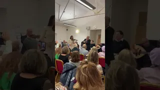 يا مسافر وحدك   عزف الفنان وائل أبوبكر وتلميذته اليابانية لينا  من حفل الربيع للجالية المصرية ٢٠٢٦ دندنها