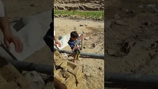 تعليم اطفال اليمن اطلاق النار 