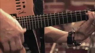 اغنيه حماقى الناس فى عينى حاجه وانت حاجه تانيه  اغنيه حماقى الناس فى عينى حاجه وانت حاجه تانيه