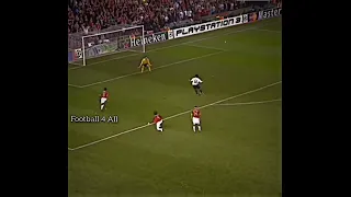 عندما اهان كاكا دفاع مانشستر يونايتد بدون حقوق كريستيانو رونالدو ريال مدريد  عندما اهان كاكا دفاع مانشستر يونايتد بدون حقوق كريستيانو رونالدو ريال مدريد