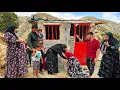 Download Lagu Pari apologizes to Shahin and her mother for the wrong marriage to Hojjat.