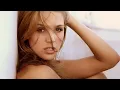 Top 10 Glamorous Models of UK by Stream About More
