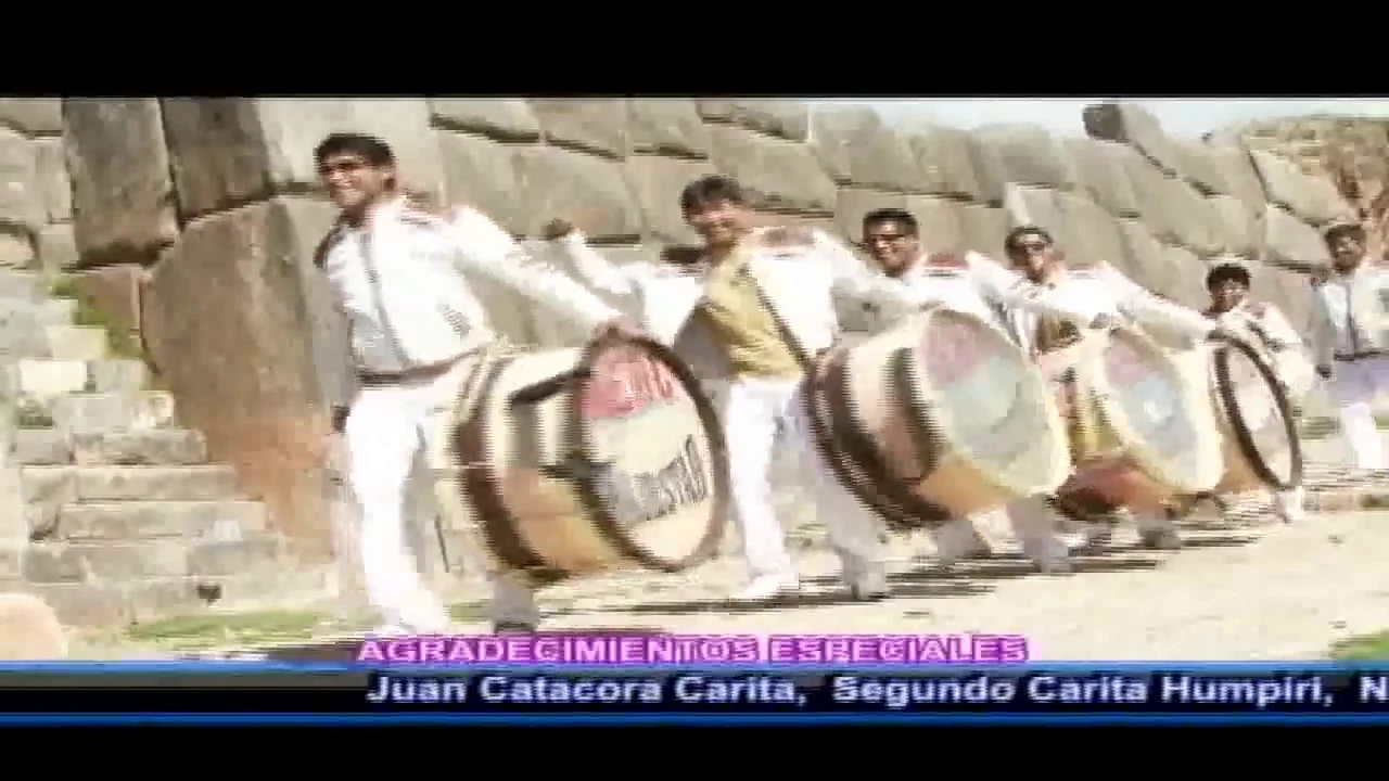 MORENADA IDILIO MARIA JUANA, LAYKAKOTA CAMPEON 2012 (HD) - Banda Real Majestad de Juliaca Perú