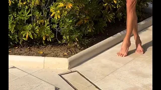 Victoria Silvstedt Sunny Bare Feet