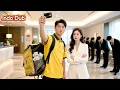 Download Lagu Dihina karena Naik Motor Saat Reuni!Tak Disangka, Dia Bos Terkaya Dunia,Langsung Beli Hotel Mereka!