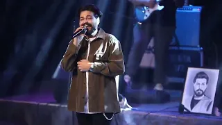 وكانى من حقي احضنك مسلم من حفله 