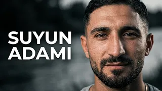 SUYUN AYARLARIYLA OYNAYAN ADAM