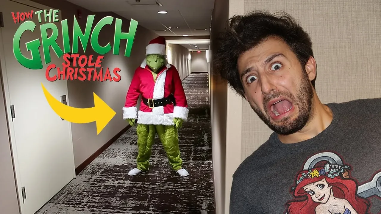 DONT BUY THE GRINCH OFF THE DARK WEB OR THE GRINCH.EXE WILL APPEAR | WE BOUGHT THE GRINCH DARK WEB