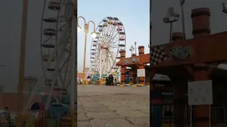 العجلة الدوارة في مرح لاند صوت ضحك أطفال 