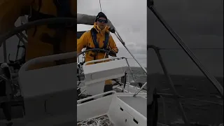 From Calm to Chaos: Our Knockdown Experience! #sailing #boatlife #sailingadventure