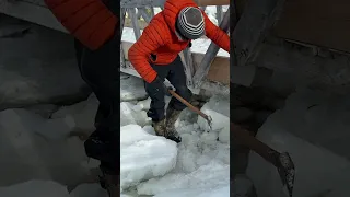 I Broke My 30-Year-Old Hatchet…And Fixed It Aboard a Sailboat #shorts #woodworking