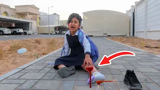 دانة الاخت الكبيرة بسببها جوجو تعورت شوفوا شو صار سوالف بناتي 