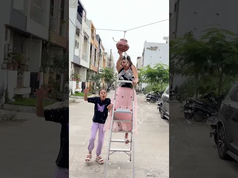 गोलू ने मेरी मटकी फोड़ दी😭🥵#youtubeshorts #shorts #funny @K@Kajalsoni_vlogs