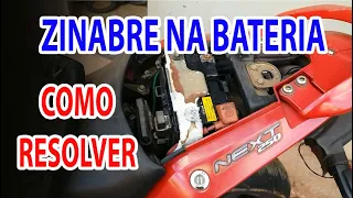 Bateria vaza o acido (ZINABRE) e danifica veículo. La batería pierde ácido y daña el vehículo.
