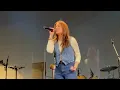Riley Clemmons -- Fighting for Me (Live)