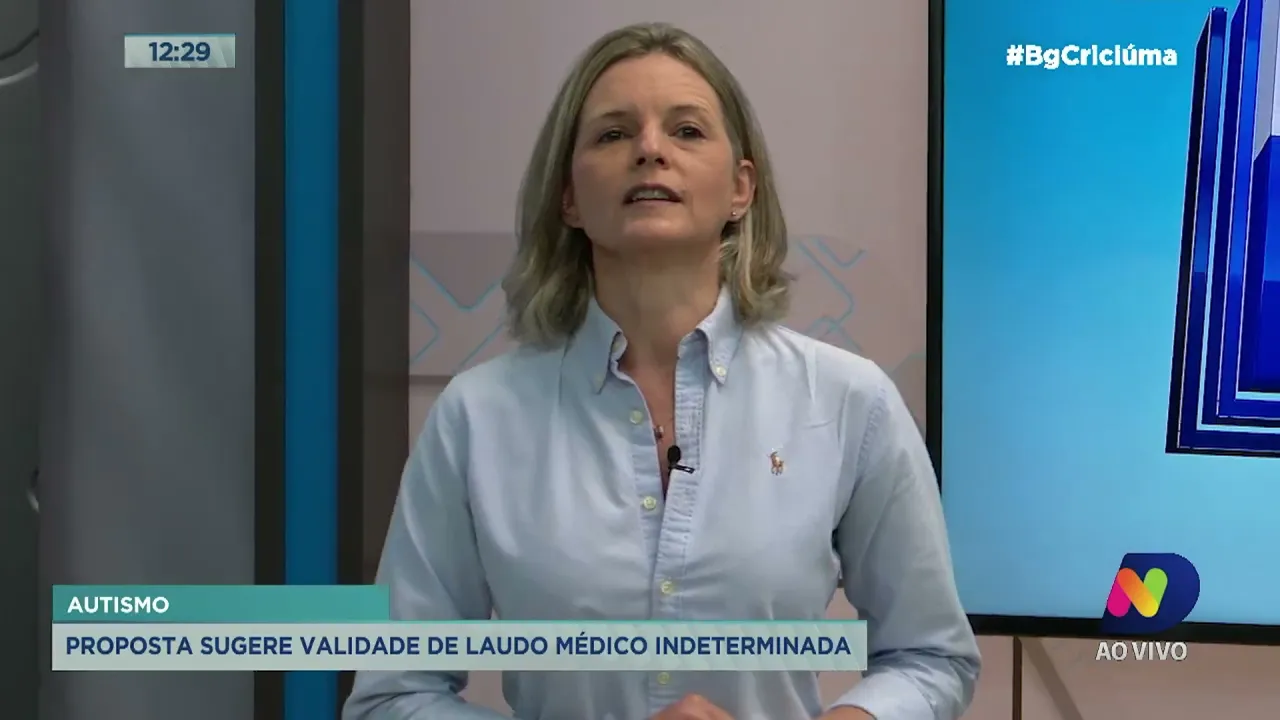 Projeto de lei de laudos em Içara e possível expulsão de deputada são comentados por Karina Manarin