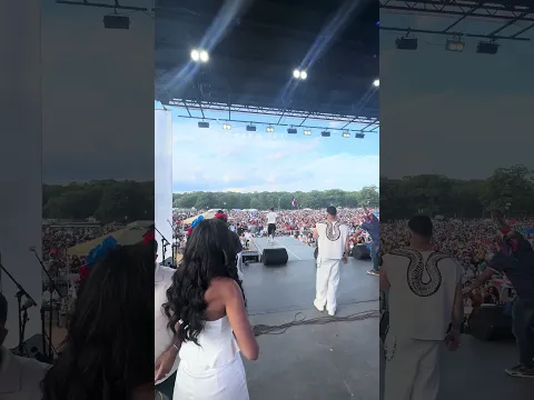 40.000 personas voceando Mayor. Te amo ❤️❤️ el Mayor Clasico en vivo mejor Show República Dominicana