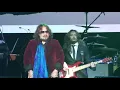 Awie Nyanyi Lagu MATA HATI JIWA di Konsert Romantika Awie di Stadium Malawati Shah Alam.