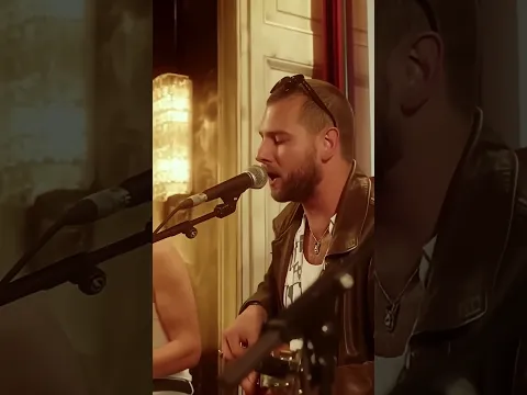 Was so nice to play this song in such an intimate set up :)