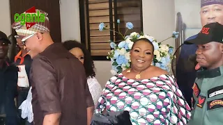 beautiful smiling teeth alh olowolagba turakis wife dazzle to shina peters old tune at 45 birthday