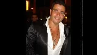                                       عمرو دياب مش كل واحد مع الكلمات دندنها