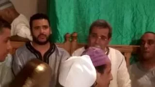 الفنان مروان حاجي والفنان عبد الفتاح بنيس والحاج برادة في ليلة عيساوية بموسم مولاي ادريس الأكبر دندنها