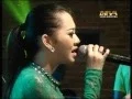 Download Lagu 05   Mawar Ditangan Melati Dipelukan