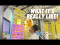 What It s Really Like Working at an Amazon FulfillmentCenter stowing