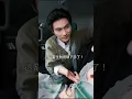 美女總裁痛到快要昏厥，騎牛下山的小伙子路過僅用兩指一點就讓她興奮不已，原來小夥竟是千年絕世神醫！美女總裁立刻獻出人生第一次，還主動給千億家產想跟他結婚！